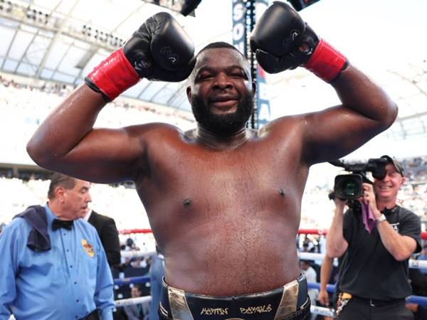Martin Bakole dianggap sebagai salah satu petarung yang paling dihindari dalam divisi heavyweight. (Foto: Fight TV)