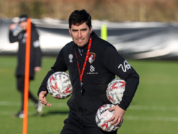 Andoni Iraola Berambisi Bawa Bournemouth ke Perempat Final Piala FA
