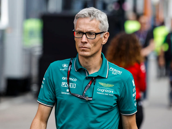 Mike Krack Jelaskan Alasan Aston Martin Banyak Rekrut Kru Baru