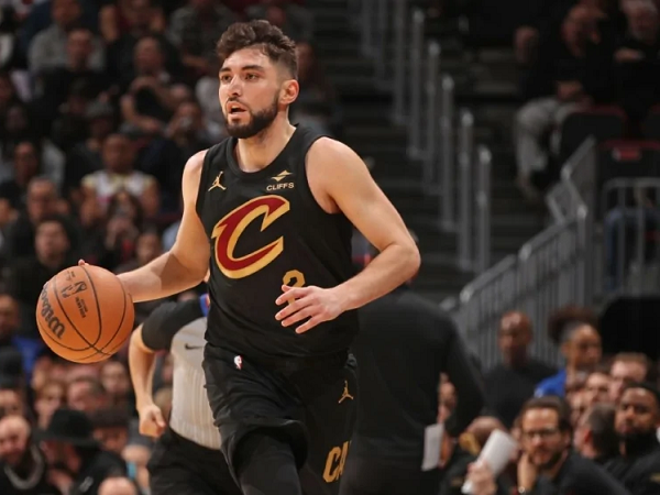 Ty Jerome harus bayar 25 ribu Dolar AS usai kritik wasit.