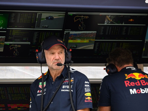 Adrian Newey berharap bisa langsung berikan kerja kerasnya untuk Aston Martin.