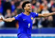 Deschamps Beri Pujian Pada Desire Doue Usai Jalani Debut di Timnas Prancis