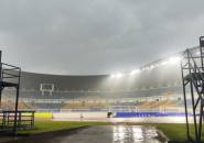Hujan Deras Paksa Program Game Internal Persib Dibubarkan