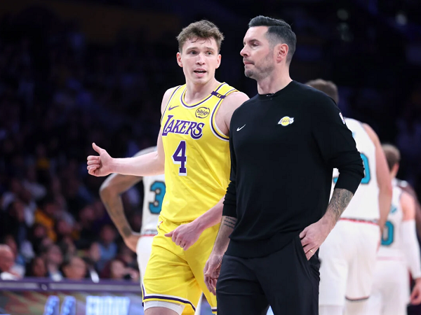 JJ Redick percaya diri Dalton Knecht bisa berkontribusi besar di playoff.