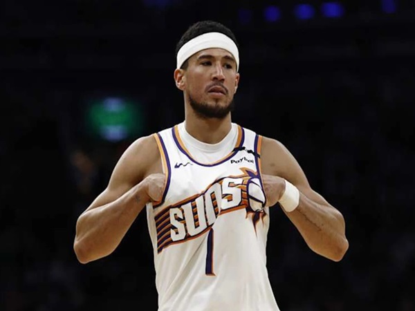 Devin Booker Kasih Kode Keras ke New York Knicks