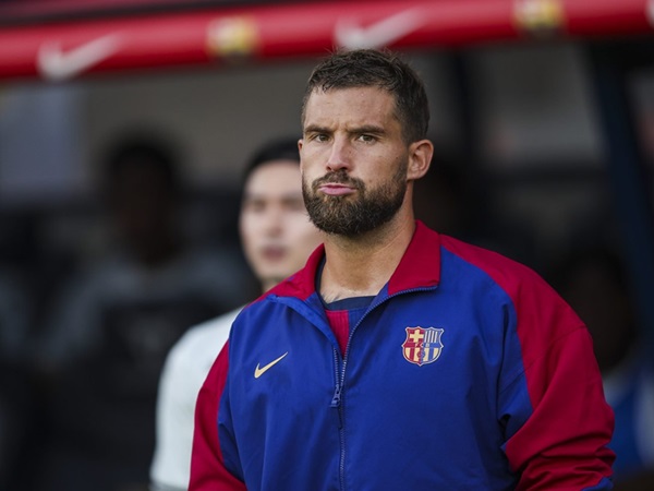 Inigo Martinez Kemungkinan Bisa Main Lawan Dortmund