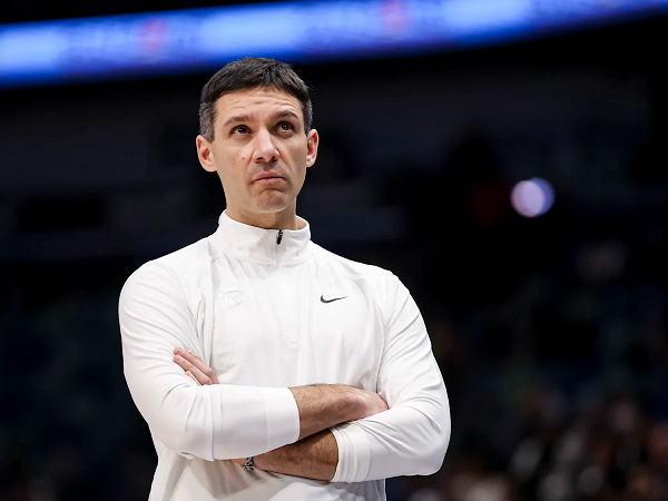 Mark Daigneault punya penjelasan terkait kekalahan telak Thunder dari Lakers.