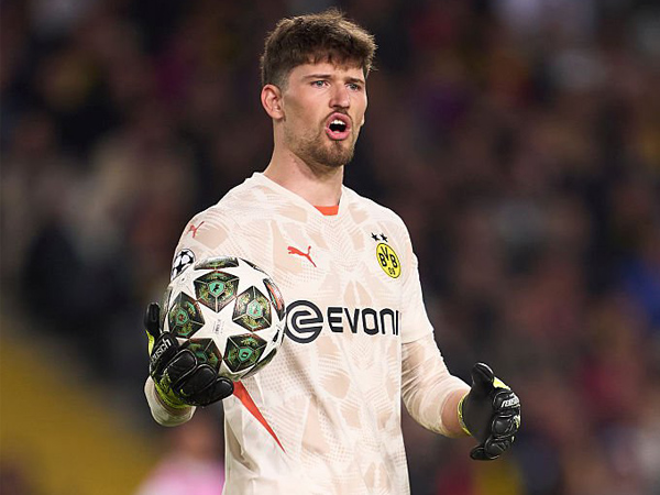 Gregor Kobel.