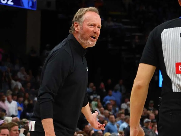 Mike Budenholzer Enggan Jawab soal Masa Depan