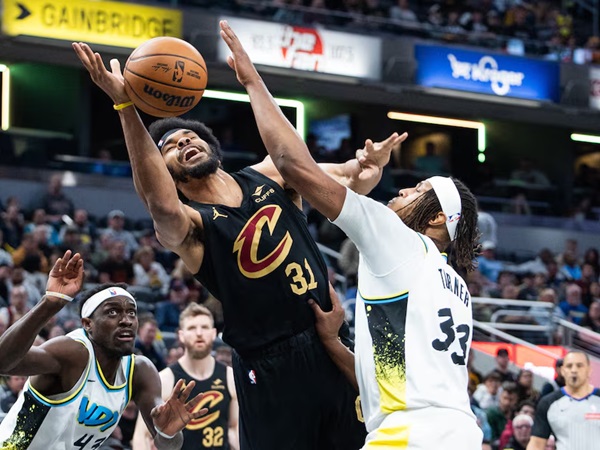 Pacers Amankan Playoff Usai Menang Tipis Atas Cavaliers