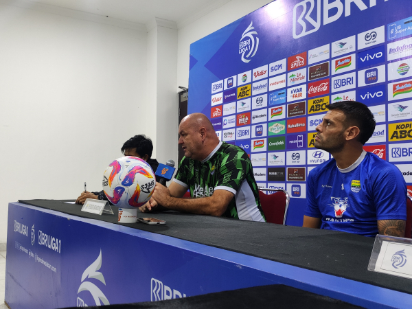 Pelatih Persib, Bojan Hodak