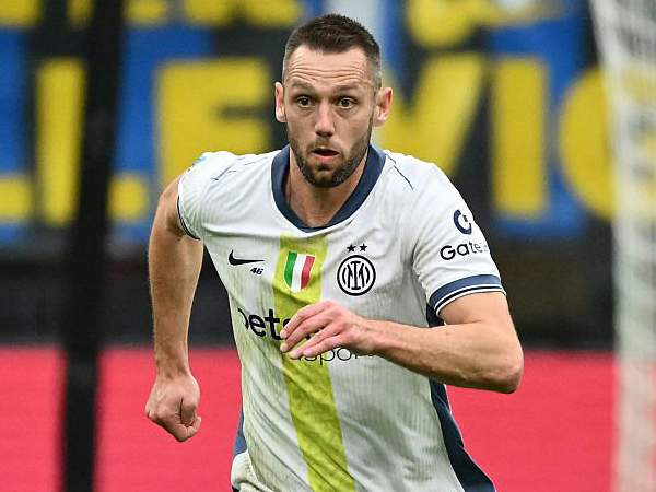 Stefan de Vrij.