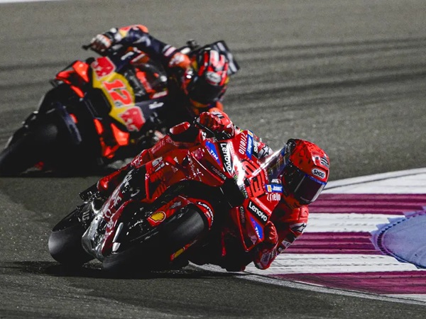 Marc Marquez Terkejut Ketika Disalip Maverick Vinales