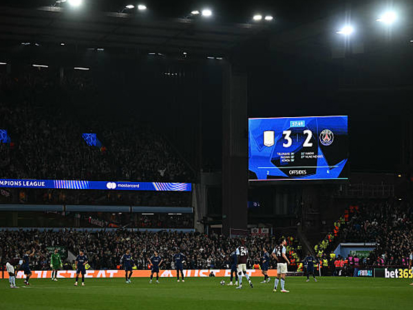Laga Epik di Villa Park, PSG Selamat Dari Gempuran Aston Villa