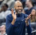 Magic Tumbangkan Hawks, Begini Komentar Jamahl Mosley