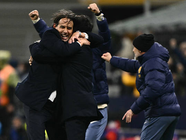 Simone Inzaghi Dedikasikan Kemenangan Inter Milan untuk Suporter