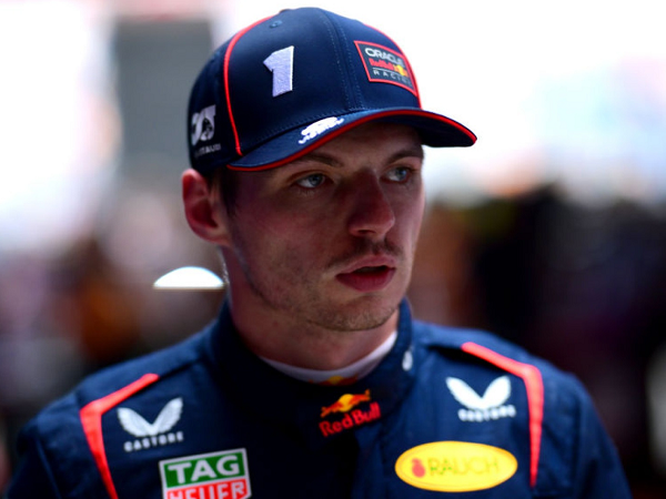 Max Verstappen tetap tenang pikirkan masa depannya.