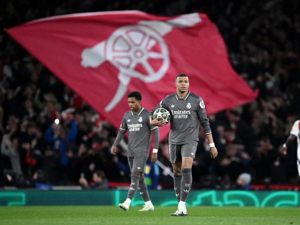 Kylian Mbappe Masih Disiul Fans meski Tak Bermain