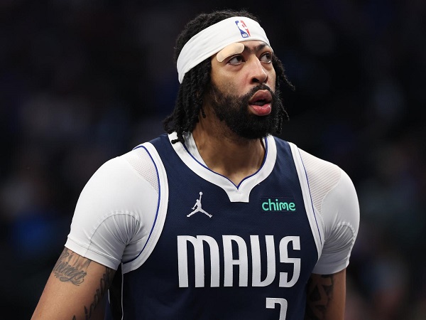 Anthony Davis diyakini ngotot comeback sebelum waktunya.