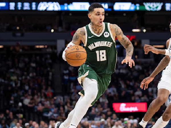 Doc Rivers Bela Penampilan Buruk Kyle Kuzma di Game 1