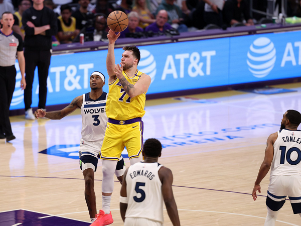 Luka Doncic Ingin Lakers Lebih Agresif Serang Paint Area Timberwolves