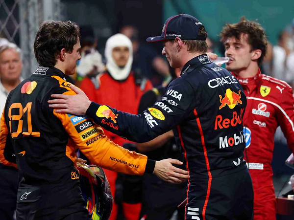 Max Verstappen Salut Dengan Ketenangan Oscar Piastri Yang Makin Matang