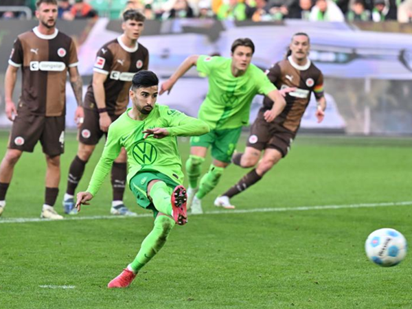 Mohamed Amoura Terancam Skorsing Usai Baku Hantam dengan Rekan di Wolfsburg