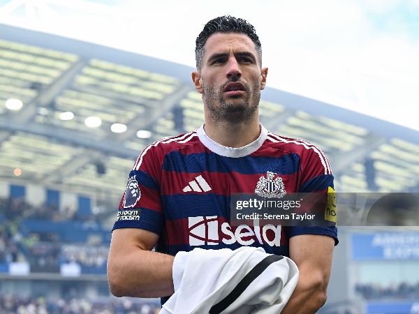 Cemas! Fabian Schar Cedera Jelang Tiga Laga Penentu Newcastle