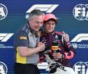 Kimi Antonelli Beda Dibandingkan dengan Max Verstappen