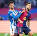 Masalah Defensif Bayangi Barcelona Jelang Duel Krusial Lawan Espanyol
