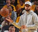 Stephen Curry Berpeluang Main Saat Jumpa Timberwolves di Game5