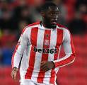 Perkuat Pertahanan, Crystal Palace Lirik Junior Tchamadeu