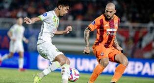 Persebaya Surabaya Bawa Pulang Poin dari Samarinda, Uston Nawawi Puas