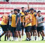 GM Arema FC Tanggapi Pernyataan Kontroversial Penasehat Semen Padang FC