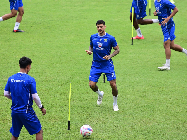 Bojan Bantah Terjadi Keretakan Hubungan dengan Ciro Alves