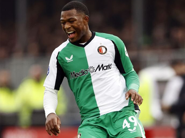 Zepiqueno Redmond Masuk Daftar Pemain Incaran Aston Villa