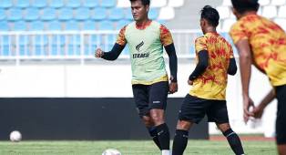Arema FC Tanpa Suporter, Tetap Incar Kemenangan Kontra Semen Padang FC