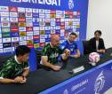 Reuni dengan OKS, Bojan Hodak Siap Perpanjang Rekor Apik