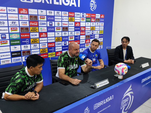 Reuni dengan OKS, Bojan Hodak Siap Perpanjang Rekor Apik