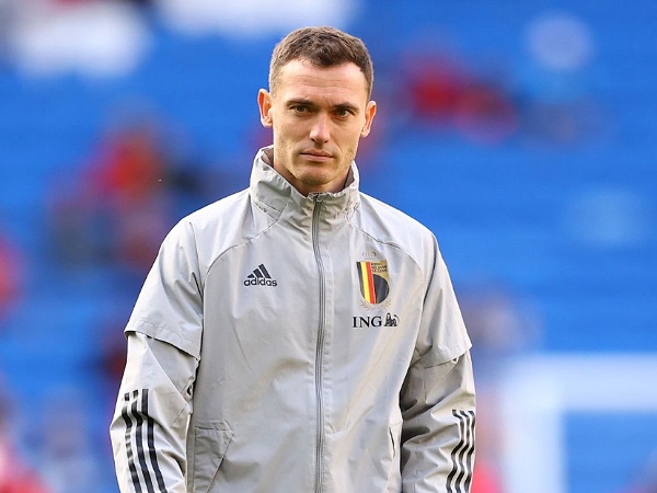 Thomas Vermaelen Yakin Arsenal Tinggal Selangkah dari Trofi