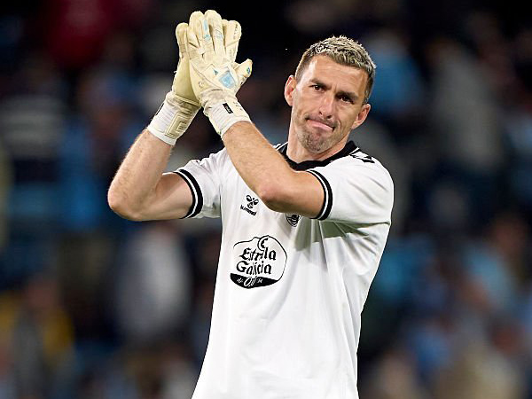 Vicente Guaita Bakal Gantikan Giorgi Mamardashvili di Valencia