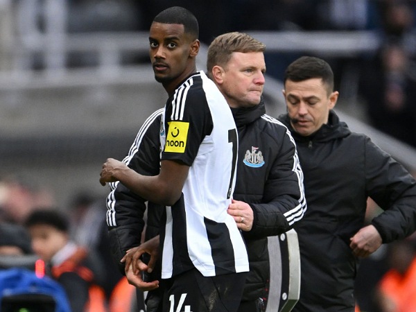 Eddie Howe Ingin Alexander Isak Kejar Rekor Gol Alan Shearer