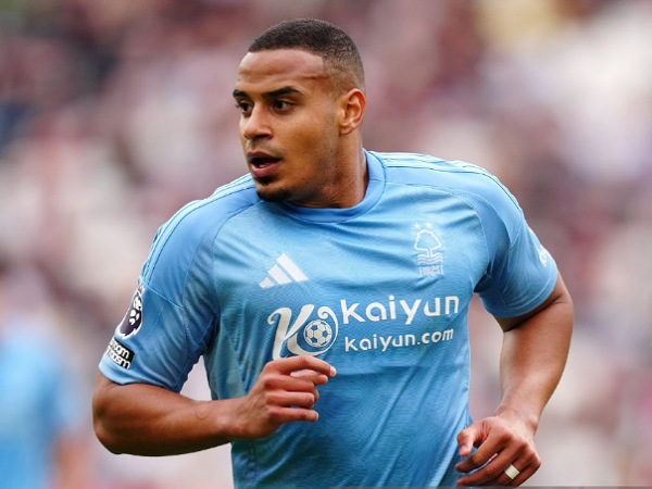 Bek Nottingham Forest, Murillo