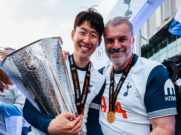 Son dan Postecoglou