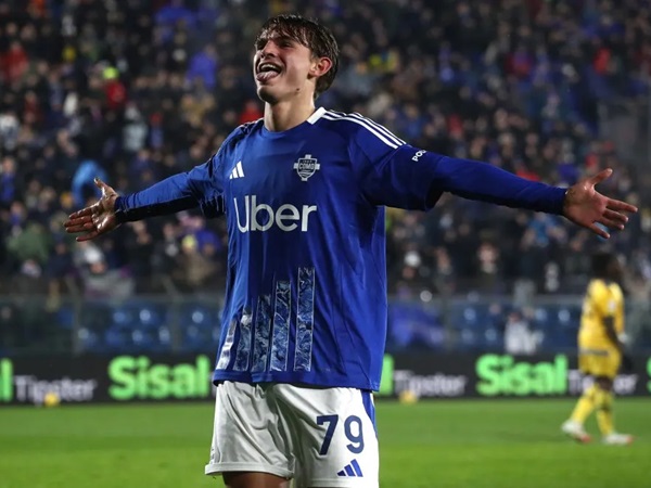 Punya Klausul Buyback, Madrid Tikung Inter Untuk Dapatkan Nico Paz