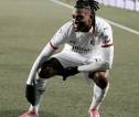 Ditelpon Direktur Arsenal, Rafael Leao Di Pintu Keluar San Siro?