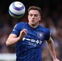 Everton Tertinggal dalam Perburuan Liam Delap, MU dan Chelsea Lebih Unggul