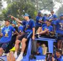 Wagub Jabar Sebut Konvoi Juara Persib Berlangsung Lancar