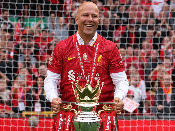 Arne Slot Bahas Rencana Liverpool Tambah Amunisi di Musim Panas