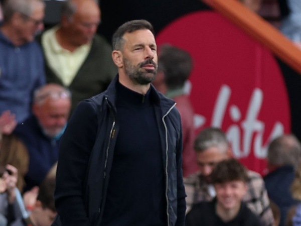 Ruud van Nistelrooy Masih Belum Dapat Kejelasan Nasibnya di Leicester City